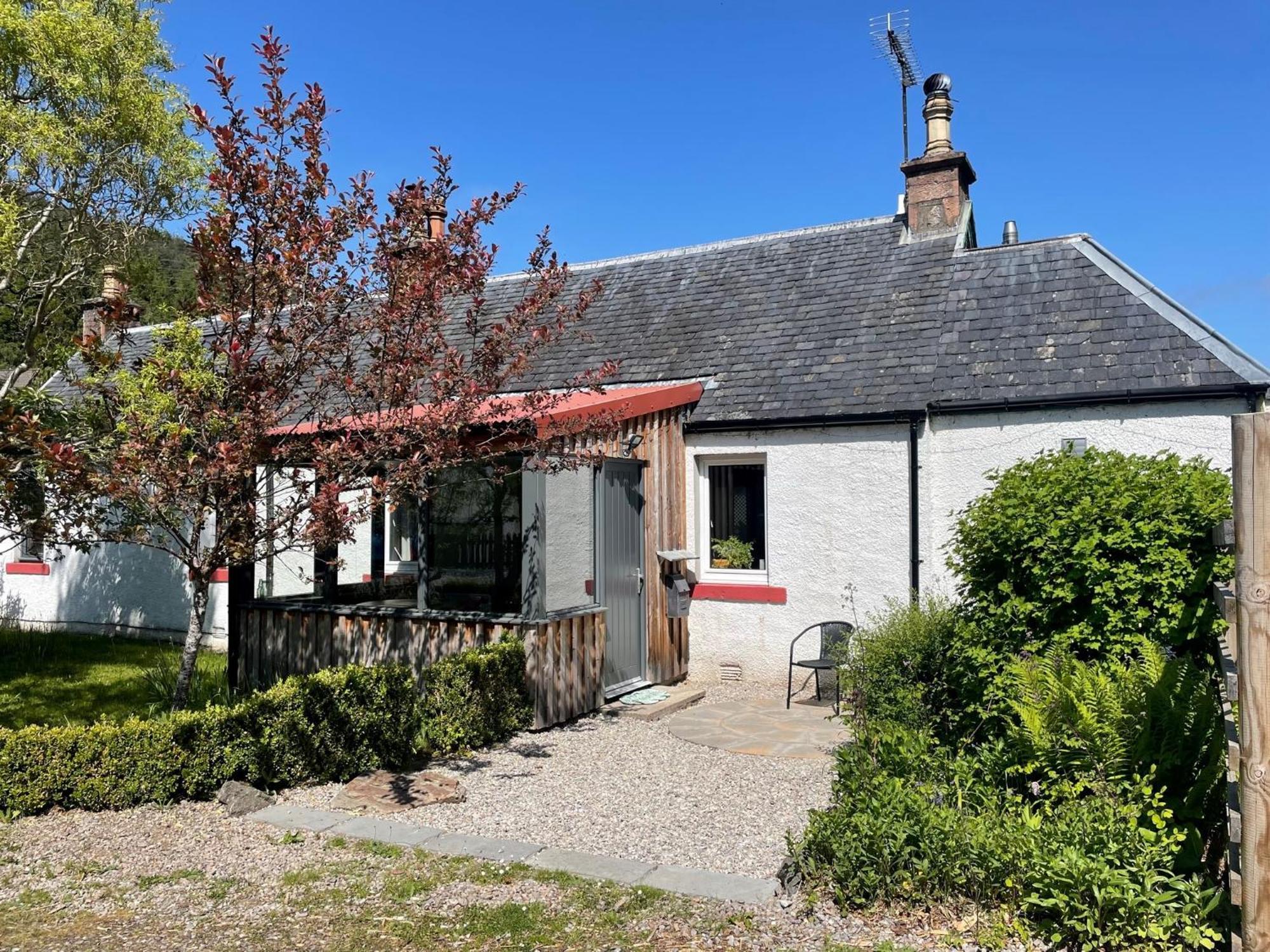 One Bed Cosy Highland Cottage Near ビューリー エクステリア 写真